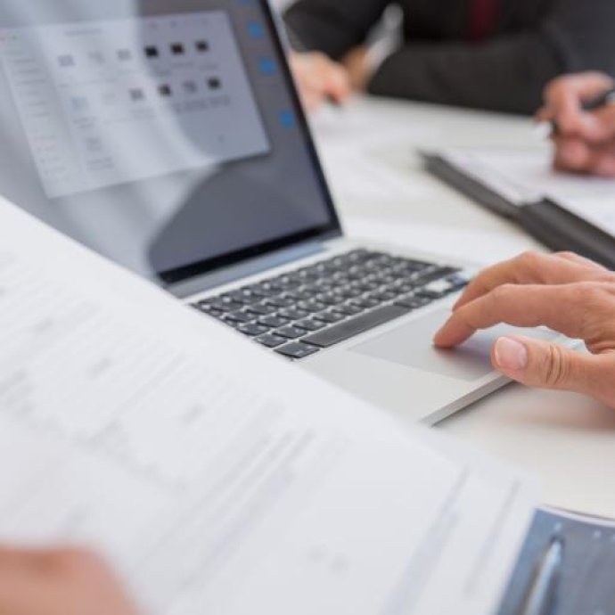 Inteligência Artificial e ISO 9001: O que muda para as auditorias?