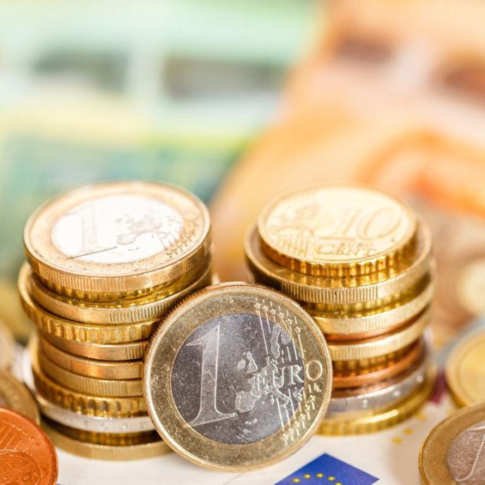Portaria n.º 304-A/2026/1 - Fixa as taxas ou encargos destinados a cobrir os custos no âmbito dos controlos oficiais e de outras atividades oficiais