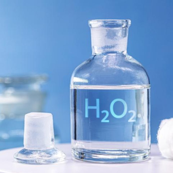 REGULAMENTO DE EXECUÇÃO(UE) 2025/1260 DA COMISSÃO - aprova o ácido peracético gerado a partir de acetato de 1,3-diacetiloxipropan-2-ilo e peróxido de hidrogénio como substância ativa existente para utilização em produtos biocidas do tipo 2